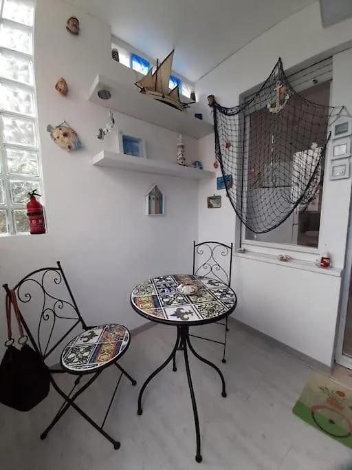 Ambos Mundos Apartman Quartu SantʼElena